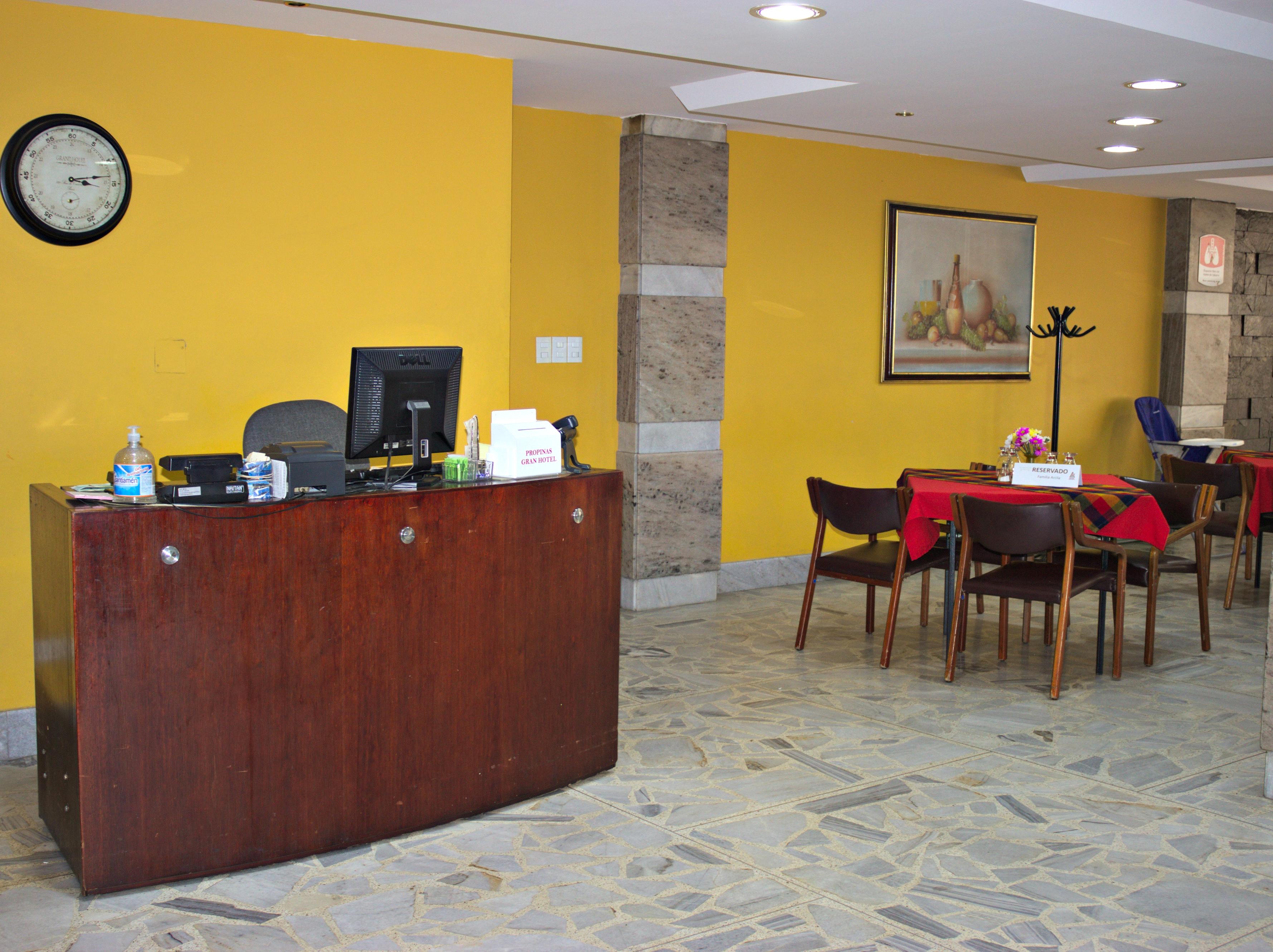 מדיין Gran Hotel מראה חיצוני תמונה
